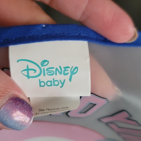 Disney Baby reusable bibs - Picture 2 of 3